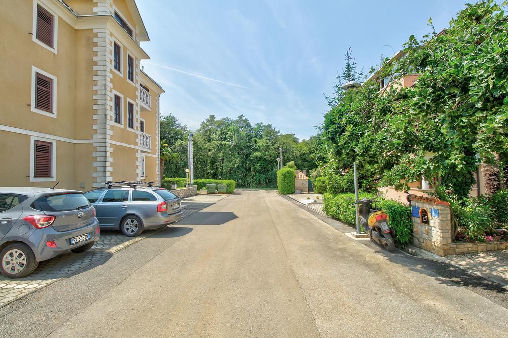 Apartments Vera Ουμάγκ Εξωτερικό φωτογραφία
