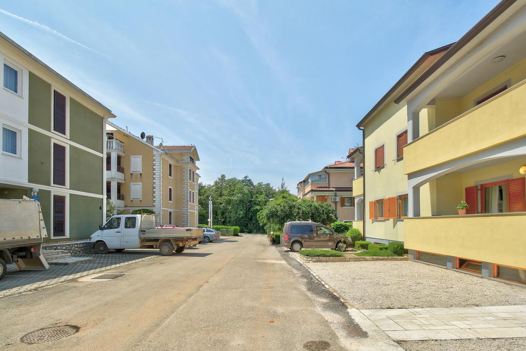 Apartments Vera Ουμάγκ Εξωτερικό φωτογραφία