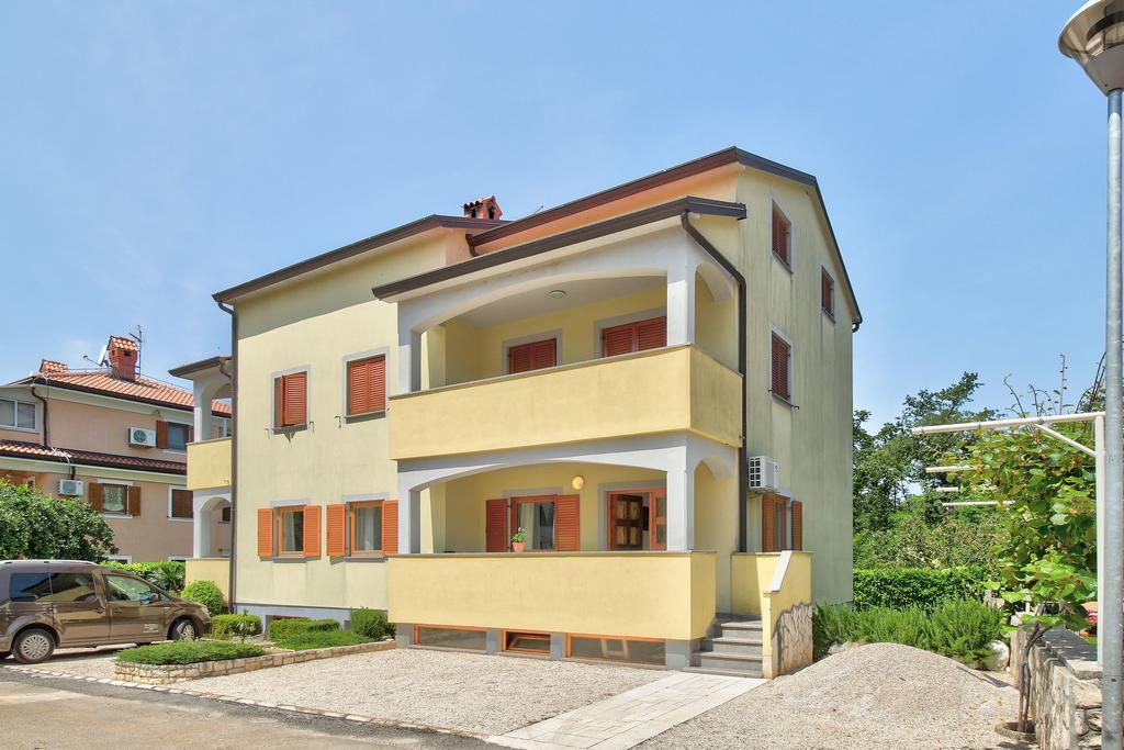 Apartments Vera Ουμάγκ Εξωτερικό φωτογραφία
