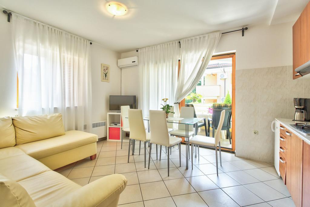Apartments Vera Ουμάγκ Εξωτερικό φωτογραφία