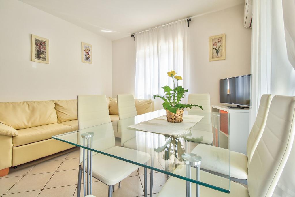 Apartments Vera Ουμάγκ Εξωτερικό φωτογραφία